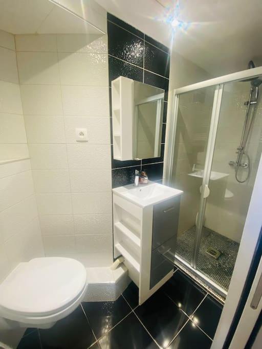 Au Petit Cocon De Coco Apartment Guebwiller Bagian luar foto